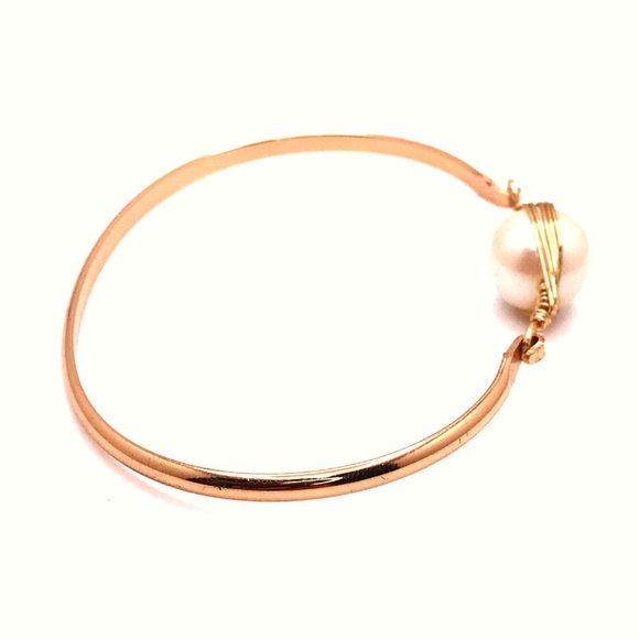 Faux Pearl Gold Bangle Bracelet - Picture 3 of 4